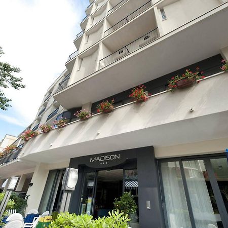 Hotel Madison Gabicce Mare Exteriör bild