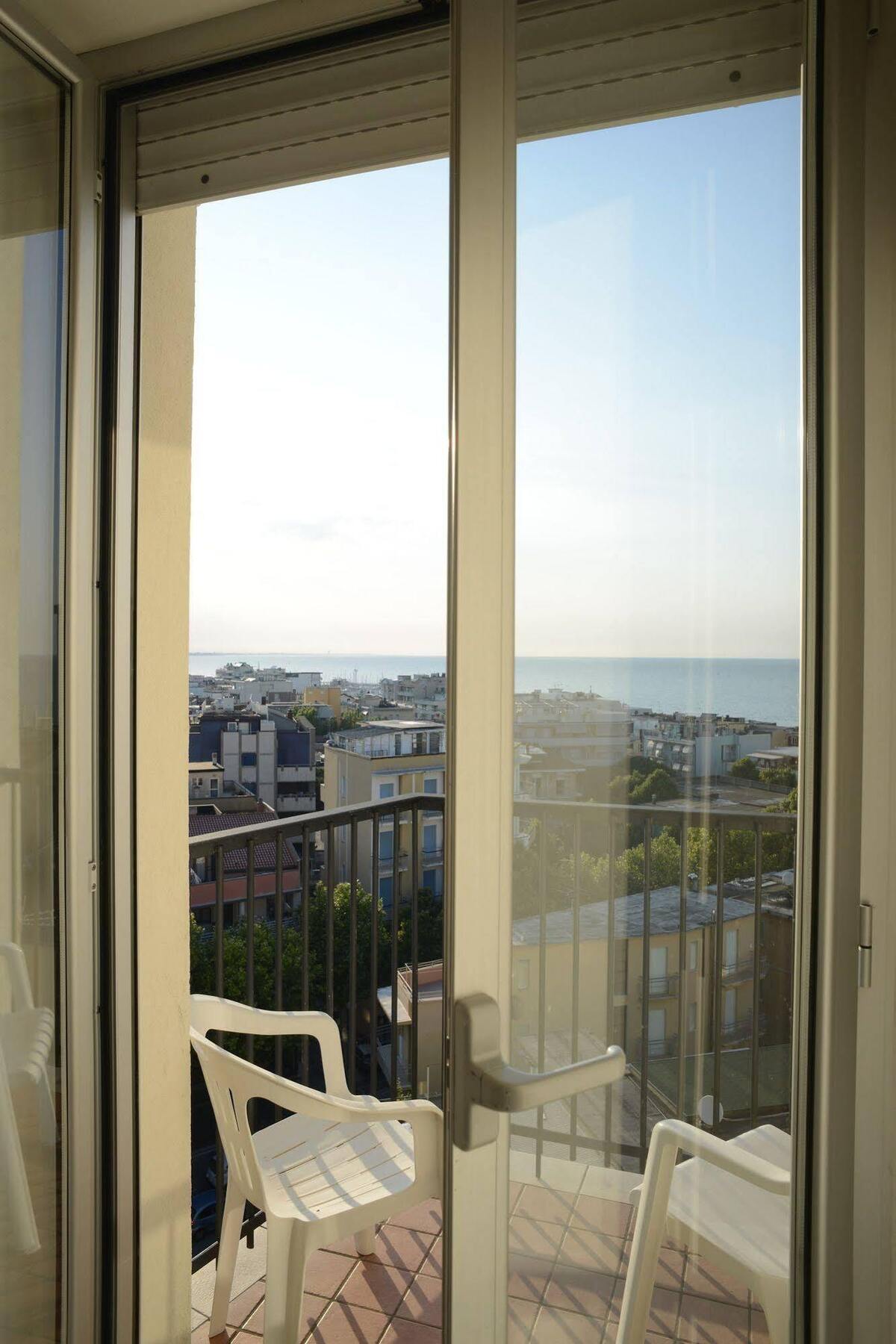 Hotel Madison Gabicce Mare Exteriör bild