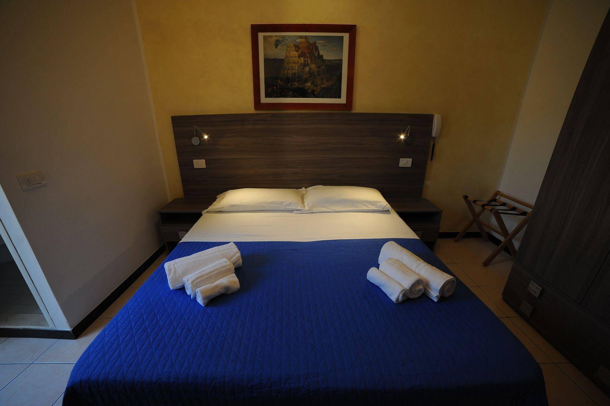 Hotel Madison Gabicce Mare Exteriör bild